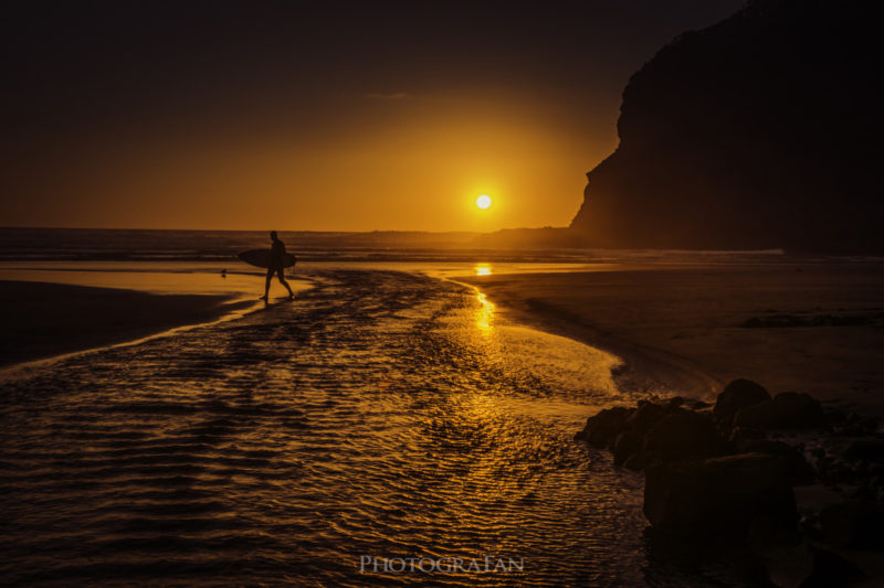 Bethells Beachのサンセット