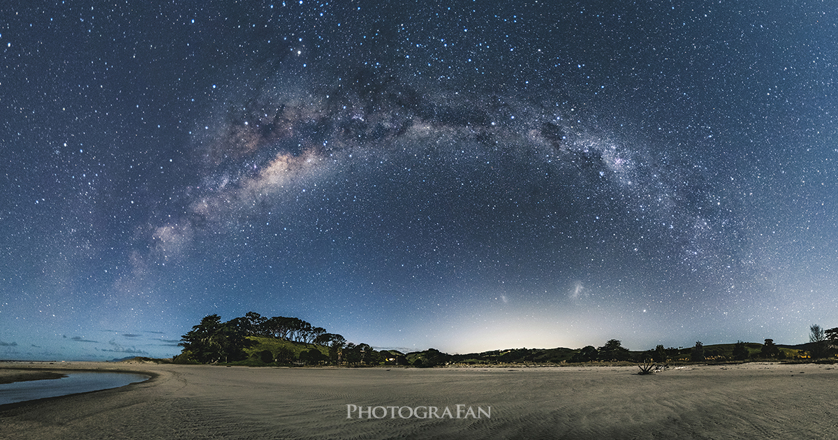 ニュージーランドの満天の星空を一眼レフカメラで360度パノラマ撮影 Pakiri Beach フォトグラファン