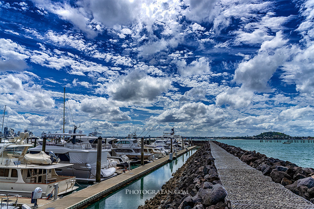 オークランドのヨットハーバーをHDR