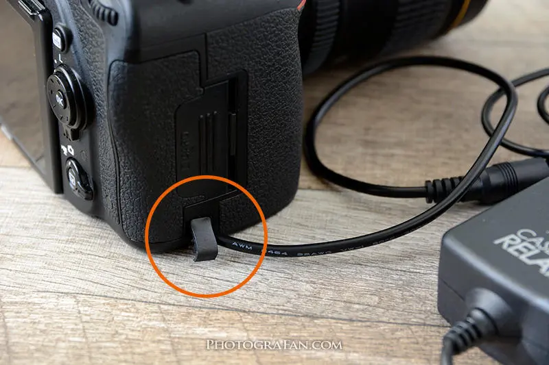 一眼カメラをモバイルバッテリーに繋ぎUSB給電撮影する方法 | フォトグラファン