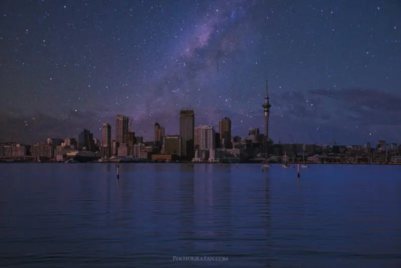 Luminar AIの例星空を合成した例